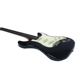 Eko ST-300 Fiesta Black, chitarra elettrica con corpo in pioppo, manico in acero, tre pickup e finitura vintage lucida