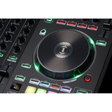 DJ-505 di Roland, controller a due canali per Serato DJ, con funzionalità per mixare, remixare e creare ritmi in tempo reale
