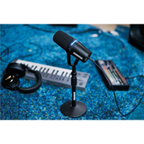 Microfono Shure MV7+, dinamico cardioide, 24 bit, uscite USB-C e XLR, compatibile con Windows, Mac, iOS e Android
