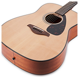 Yamaha FG800, chitarra acustica con finitura naturale, top in abete, suono ben bilanciato, ideale per chi inizia a suonare