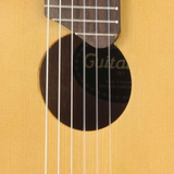 Guitalele Yamaha GL1, chitarra a 6 corde in nylon, scala 17", suono classico, con borsa per il trasporto inclusa