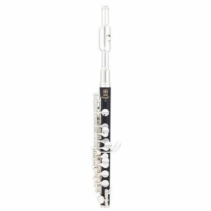 YAMAHA YPC-32 Ottavino in Do con Mi snodato
