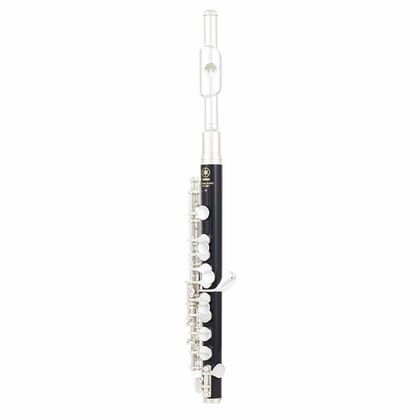 YAMAHA YPC-32 Ottavino in Do con Mi snodato