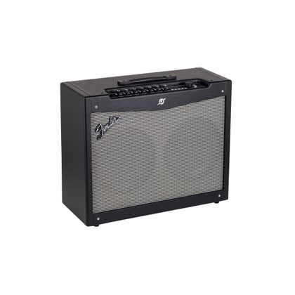 FENDER Mustang IV V2 Amplificatore per chitarra 150W