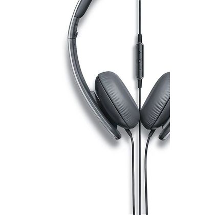 Shure SRH145M+ Cuffia chiusa con comandi per iPhone iPad e iPod