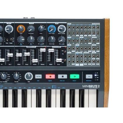 ARTURIA MiniBrute 2 Sintetizzatore analogico mono con patch bay modulare