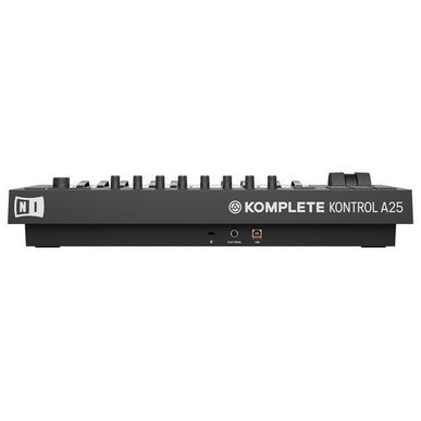 Native Instruments Komplete Kontrol A25 Controller midi 25 tasti B-Stock