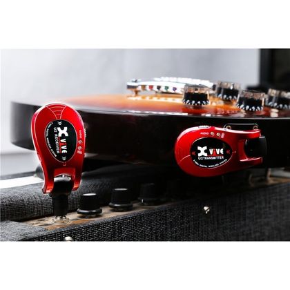 Xvive U2 Metal Red Kit Wireless per chitarra e basso