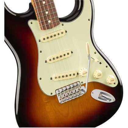 Fender Vintera '60s Stratocaster PF 3-Color Sunburst Chitarra elettrica con borsa