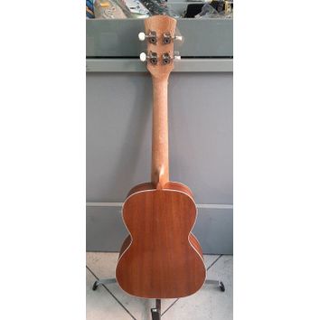 DAM UK668 Ukulele Tenore con borsa imbottita