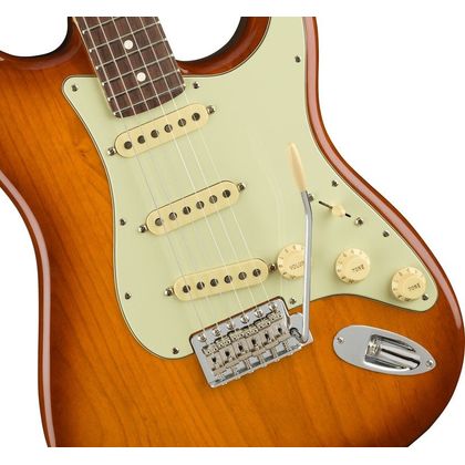 Fender American Performer Stratocaster RW Honey Burst Chitarra elettrica con borsa