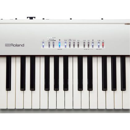 Roland FP30 WH White Pianoforte digitale 88 tasti pesati + copritastiera omaggio