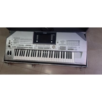 Yamaha Tyros 2 Tastiera USATA con custodia rigida