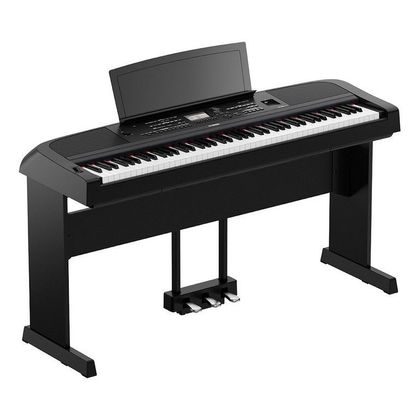 Yamaha DGX670 Black Pianoforte digitale 88 tasti pesati + stand + pedaliera