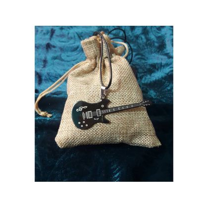 Collana tema musicale Guitar black