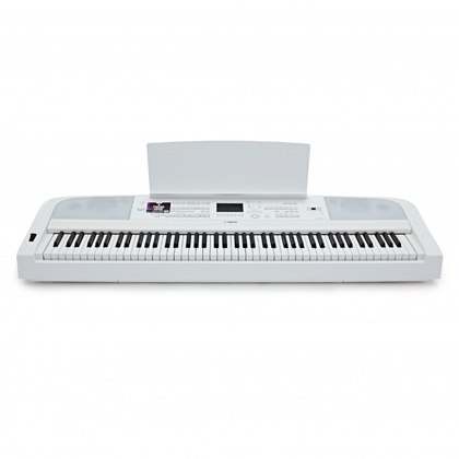 Yamaha DGX670 white Pianoforte digitale 88 tasti pesati bianco