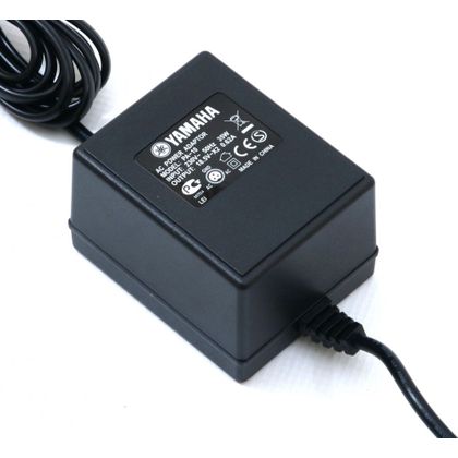 Yamaha WC70360R alimentatore di corrente per mixer