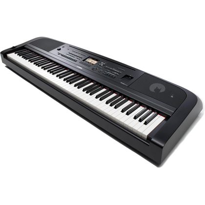 Yamaha DGX670 Black Pianoforte digitale 88 tasti pesati