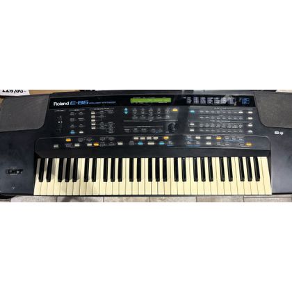 ROLAND E86 Tastiera Digitale 61 tasti - Usato