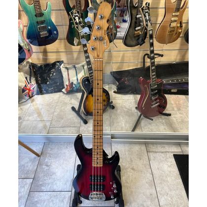 G&amp;L Serie Tribute L-2000 Basso Elettrico 4 corde Usato