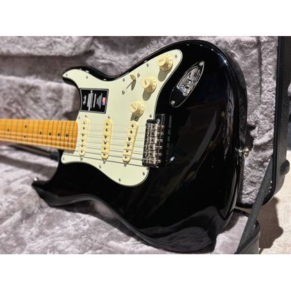 Fender American Professional II Stratocaster MN Black Chitarra elettrica con borsa