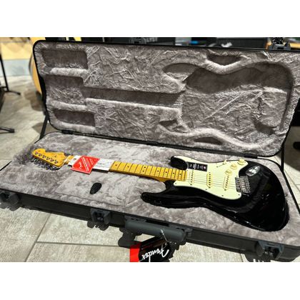 Fender American Professional II Stratocaster MN Black Chitarra elettrica con borsa