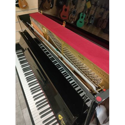 YAMAHA B3e PE Pianoforte nero lucido