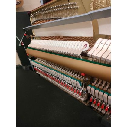 YAMAHA B3e PE Pianoforte nero lucido