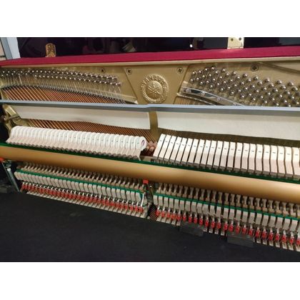 YAMAHA B3e PE Pianoforte nero lucido