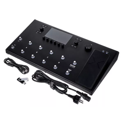 LINE6 Helix LT pedaliera multieffetto per chitarra e basso