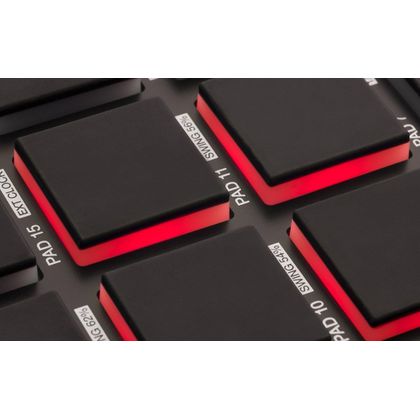 AKAI MPD218 Controller 16 Pad Midi over USB