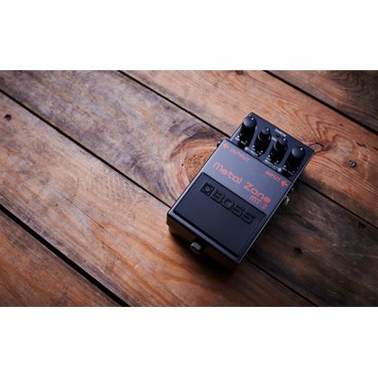 BOSS MT-2 Metal Zone Pedale Effetto Distorsione