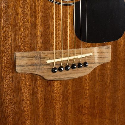 TAKAMINE GSN11MCE NG Chitarra acustica elettrificata Natural Gloss
