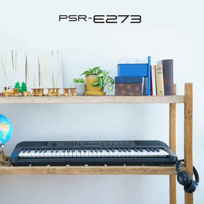 Yamaha PSR E273 Tastiera portatile 61 tasti