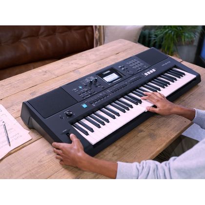 Yamaha PSR E473 Tastiera dinamica 61 tasti