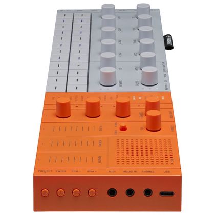 Yamaha SeqTrak orange Synth Groovebox All in One