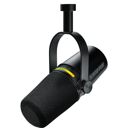SHURE MV7+ Podcast Kit