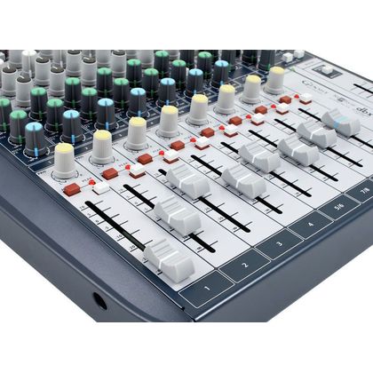 SOUNDCRAFT Signature 10 mixer usb 10 canali con effetti