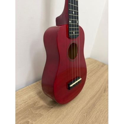DAM UK229RD Ukulele Soprano Red con borsa