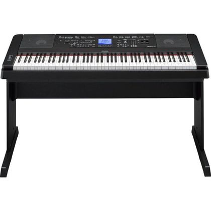 YAMAHA DGX660 Pianoforte digitale con stand e pedaliera + Cuffie