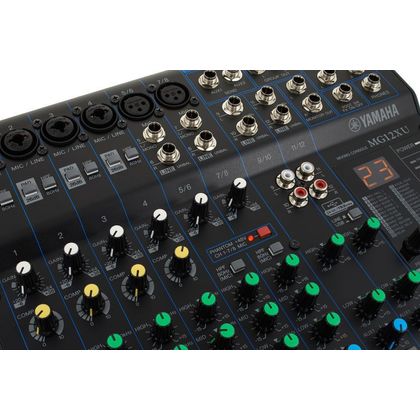 YAMAHA MG12XU mixer 12 canali usb con effetti