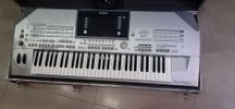 Yamaha Tyros 2 Tastiera USATA con custodia rigida
