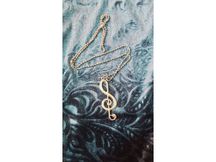 Collana tema musicale con chiave di violino