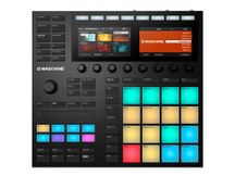 Native Instruments Maschine MK3 Groove Box con interfaccia audio