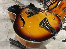 Washburn J3 Chitarra semiacustica Sunburst B-Stock