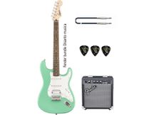 Fender FSR Bullet Stratocaster HT HSS LRL Sea Foam Green  Bundle Chitarra elettrica + amplificatore + cavo + plettri omaggio
