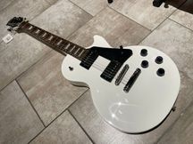 VENDUTA EPIPHONE Les Paul Studio Alpine White chitarra elettrica Bianca B-Stock