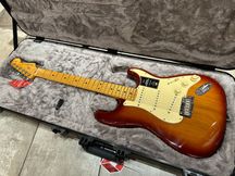 Fender American Professional II Stratocaster MN Sienna Sunburst Chitarra elettrica con borsa