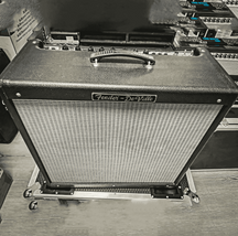 FENDER Hot Rod DeVille Type PSR-247 Amplificatore valvolare per chitarra 4x10 60W  Usato