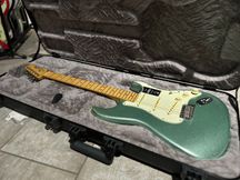 Fender American Professional II Stratocaster MN Mystic Surf Green Chitarra elettrica con borsa